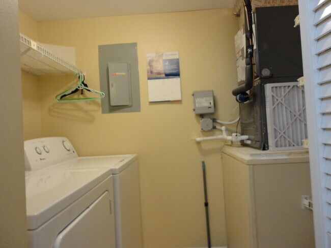 Photo - 110 Lake Pine Cir Unidad B-1