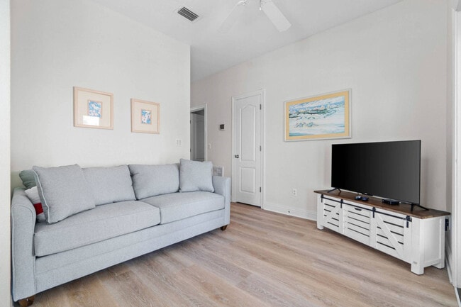 Photo - 42 Topaz Cove Unidad ID1056196P