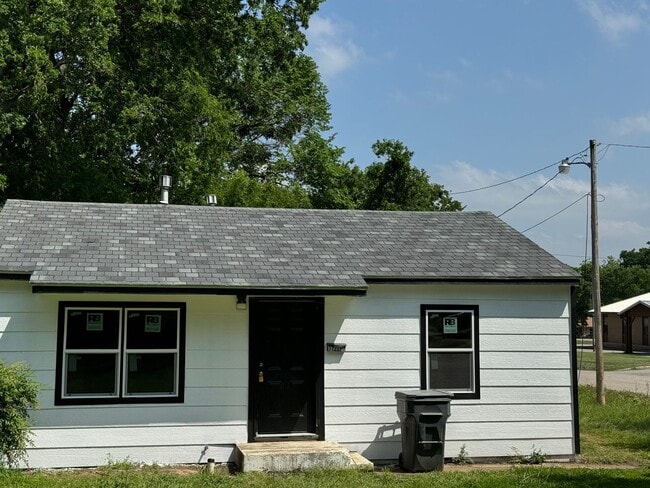 Photo - 1222 B St SE