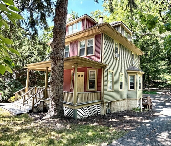 Photo - 149 Fort Salonga Rd