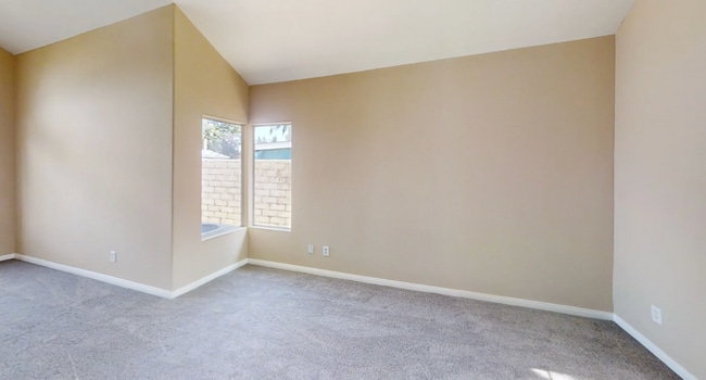 Photo - 1359 Pajero Dr