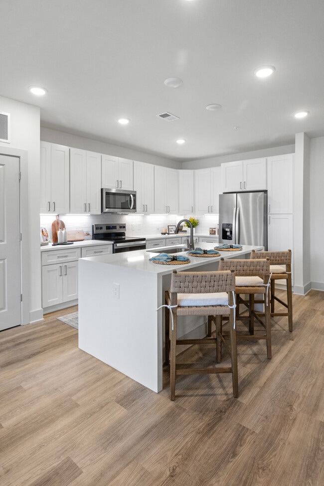 Photo - Saltaire Apartment Homes