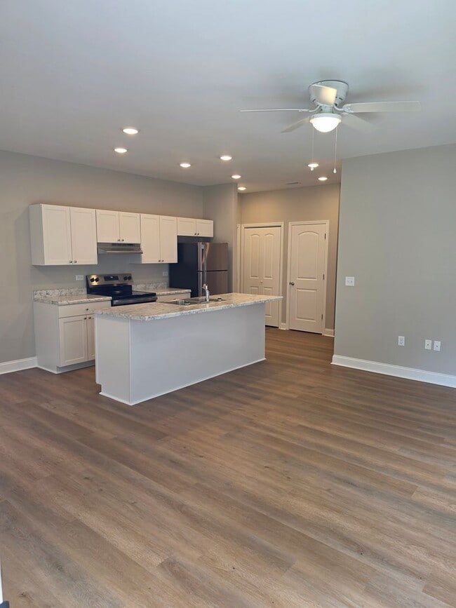 Photo - Charming 3 bed, 1.5 bath