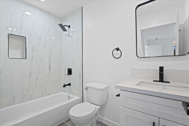 Photo - 850 W Gage Ave Unit 850