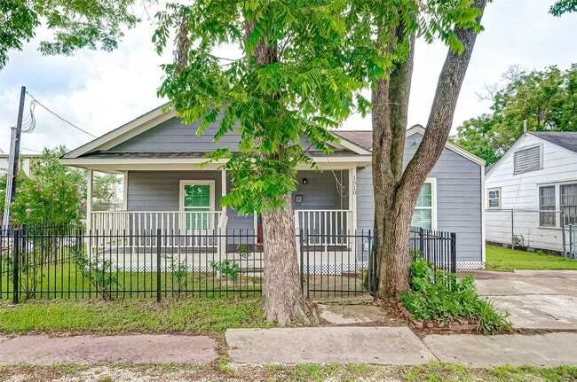 Photo - 1510 Walton St