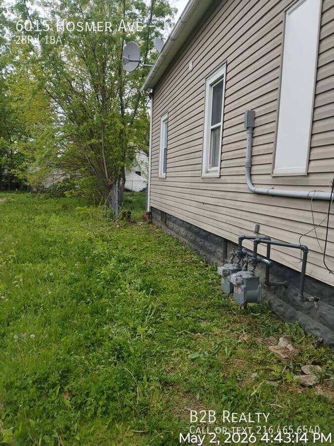 Photo - 6015 Hosmer Ave Unidad 1