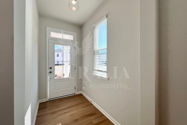 Photo - 183 Anise Ln