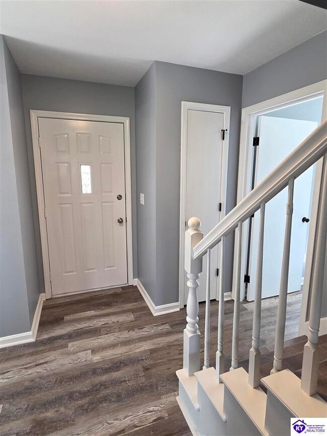 Photo - 888 N Woodland Dr