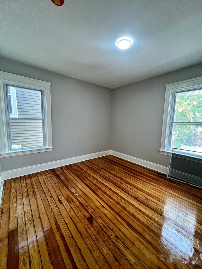 Photo - 237 Cowden St Unidad 3R