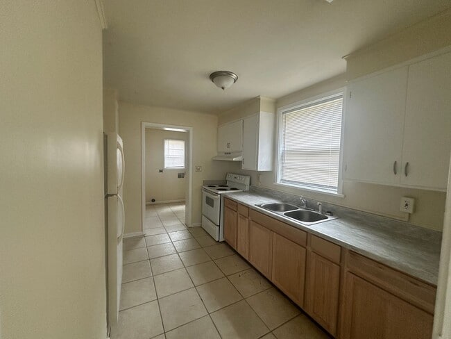 Photo - 3 Bedroom Home close to VSU!