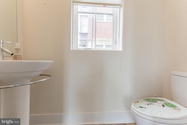 Photo - 133 Salter St