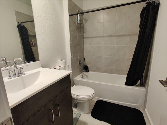 Photo - 1043 SE 24th Ave