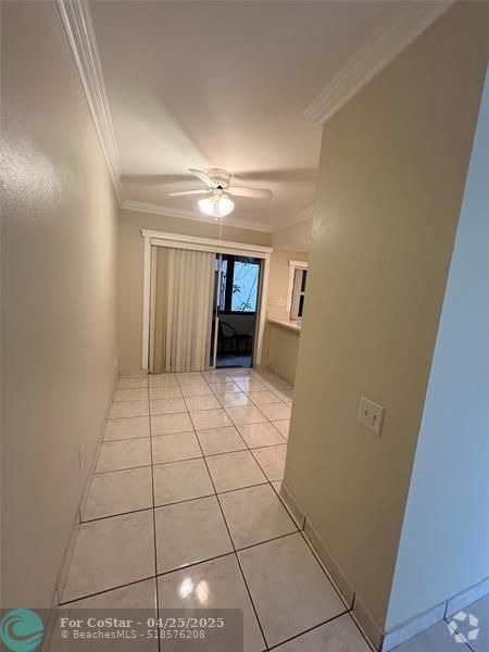 Building Photo - 5312 NE 6th Ave Unit 20-B Rental