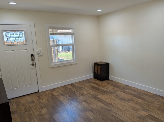 Photo - 291 Kaiola Pl