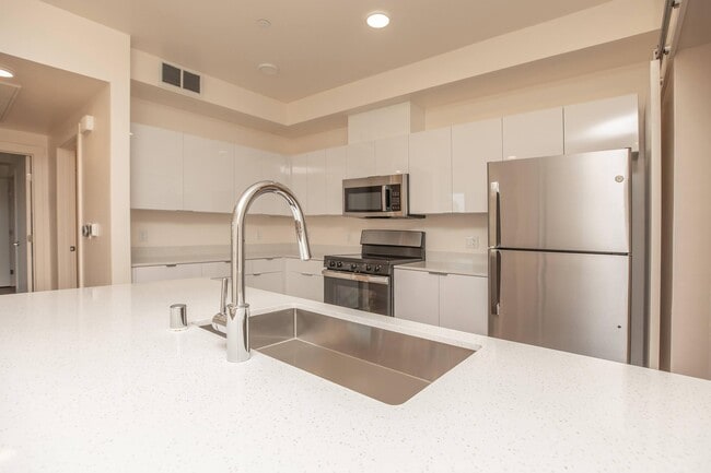 1x1 Kitchen