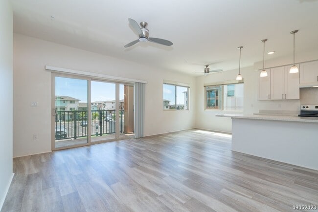 Photo - $3,350 / 2br - 1119ft2 - Beautifully Maint...