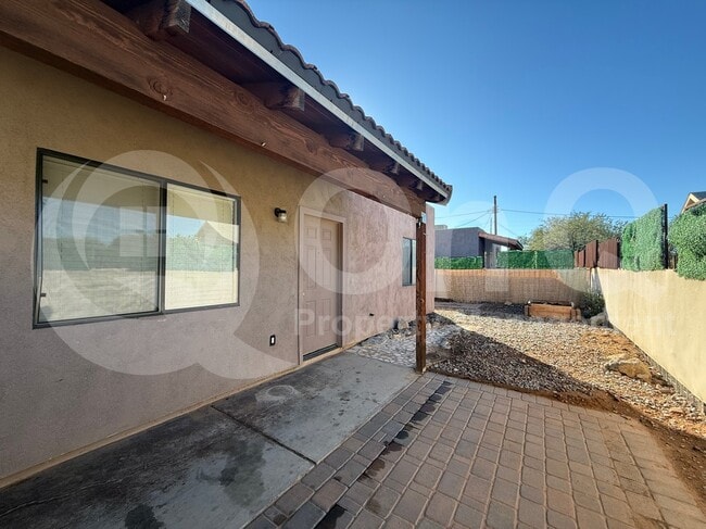 Photo - 4013 N Stone Ave