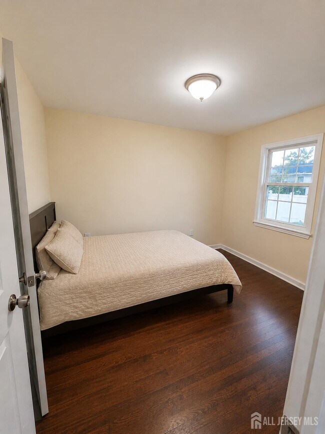 Photo - 23 Mayfield Pl