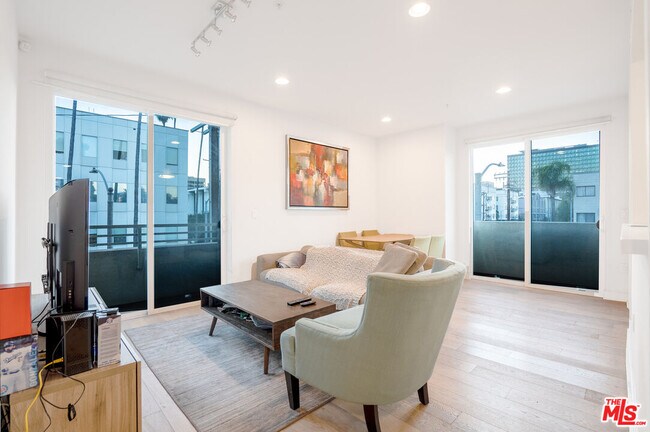 436 S Virgil Ave Unit 312