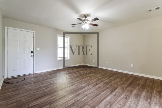 Photo - 4748 Bartlett Rd