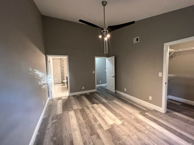 Photo - 3429 NW 44th St Unit 203