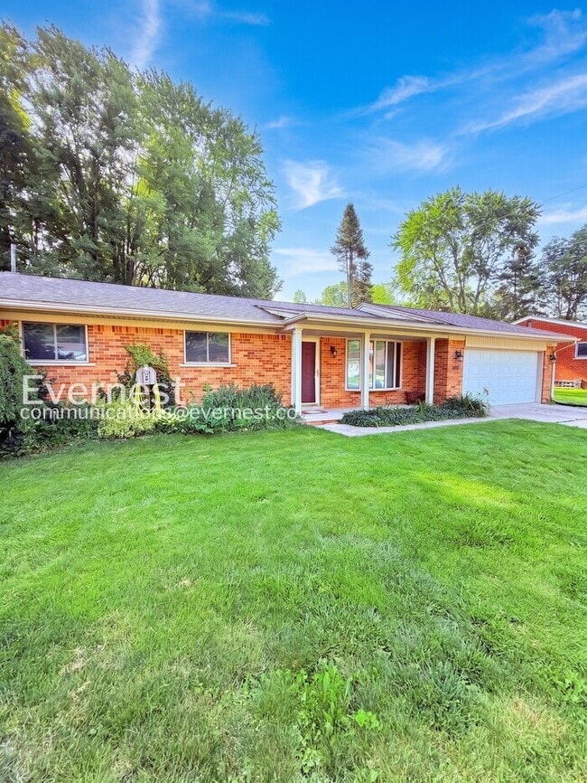 Photo - 38424 Chartier St