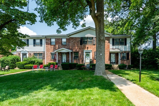 Photo - 229 W Washington Ave Unit 229