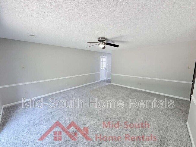 3899 Kerwin Dr