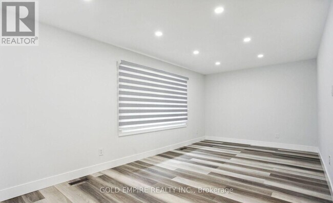 Photo - 396 Hudson Dr