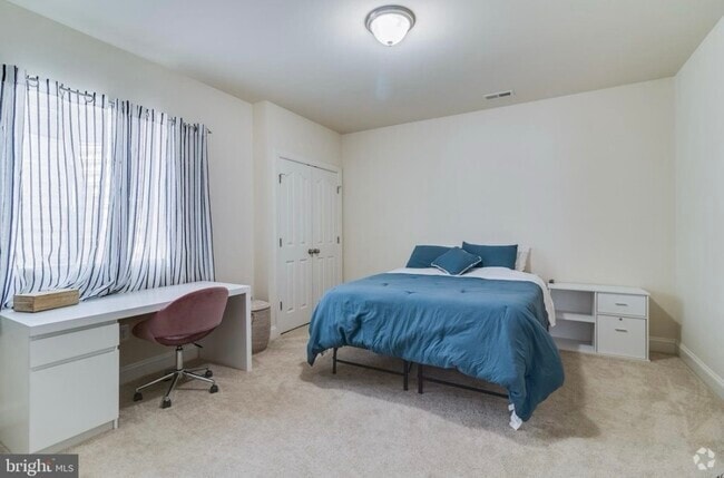 Building Photo - 46841 Shelton Dr Rental
