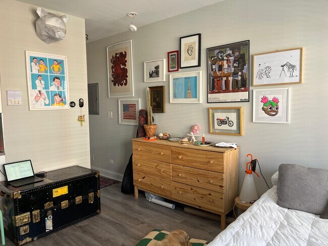 Photo - 3116 N Milwaukee Ave Unidad 3W