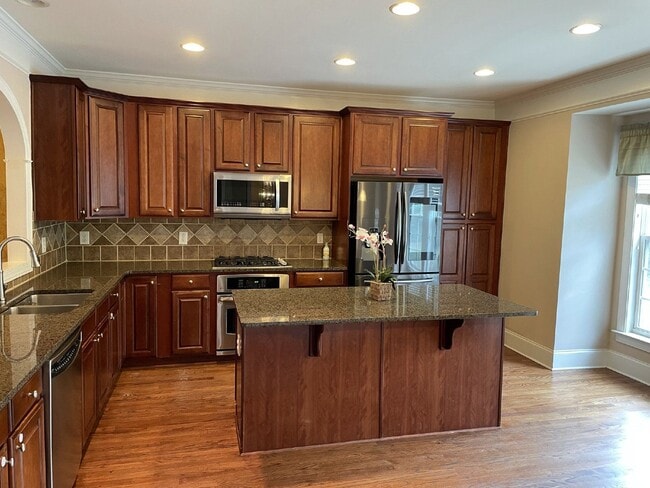 Photo - 2203 Cumberland Pkwy SE