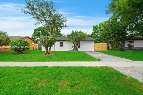 Photo - 8201 SW 7th Ct