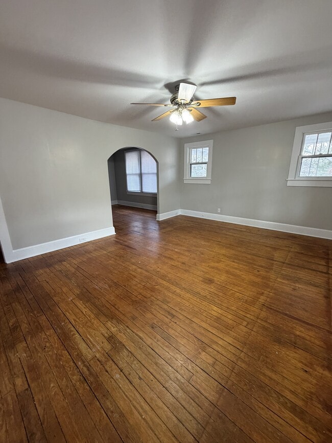 Photo - 708 Buick Ave