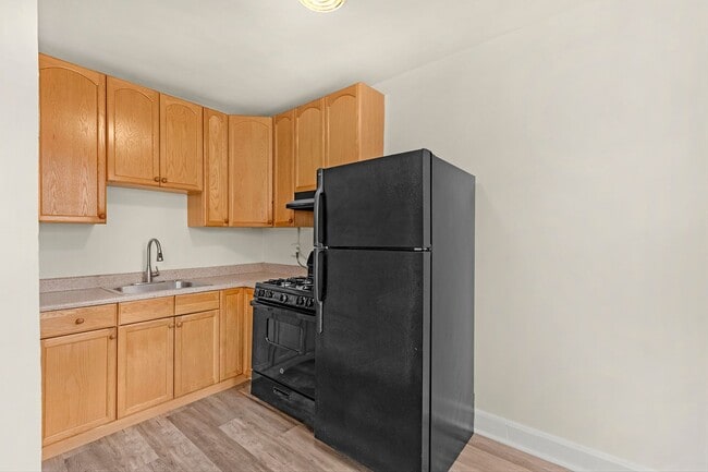 3706 W Franklin St Unit 3706 W Franklin St Unit #1