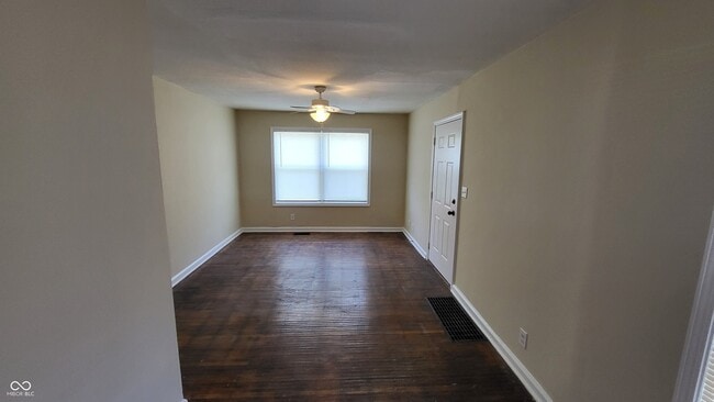 Photo - 228 N Tacoma Ave
