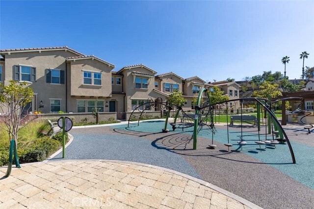 Photo - 1095 Delpy View Point