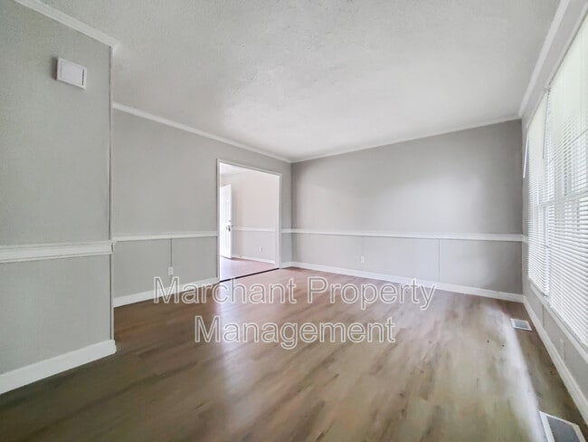 Photo - 719 State Rd S-42-7123