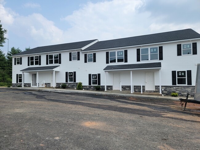 Building Photo - 1334 Reading Rd Rental