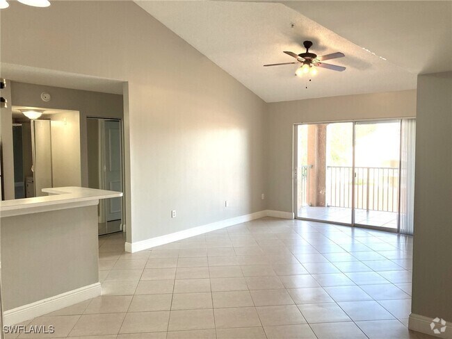 Building Photo - 1210 Wildwood Lakes Blvd Unit 305 Rental