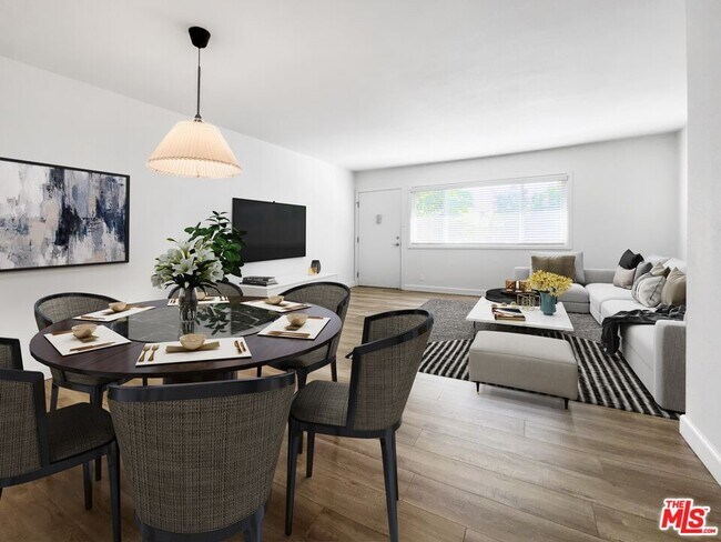 Photo - 1446 Cochran Ave