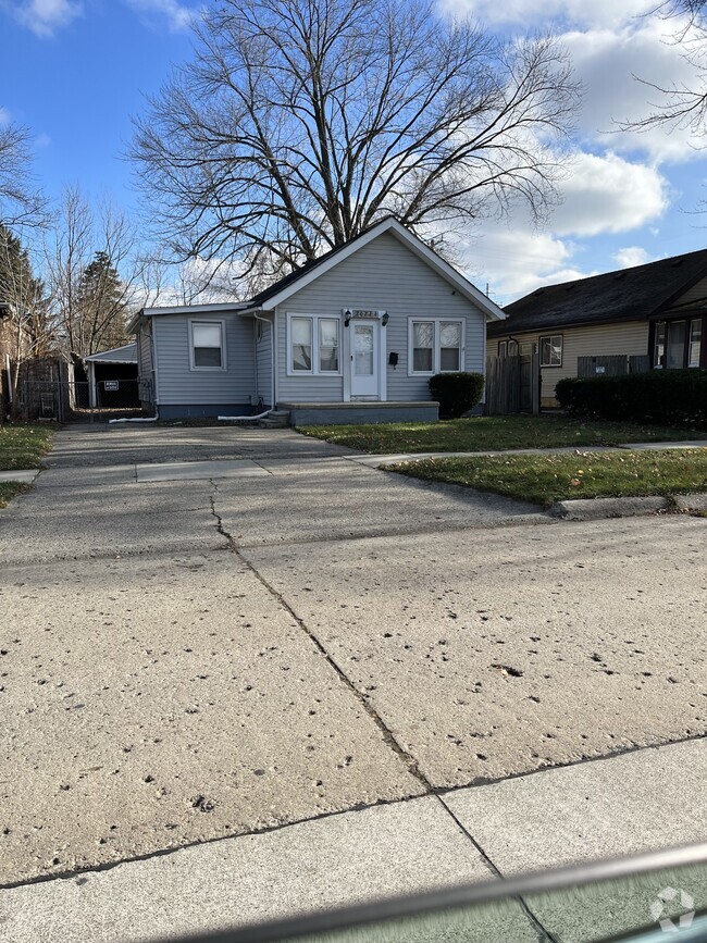 Building Photo - 20744 Ehlert Ave Rental