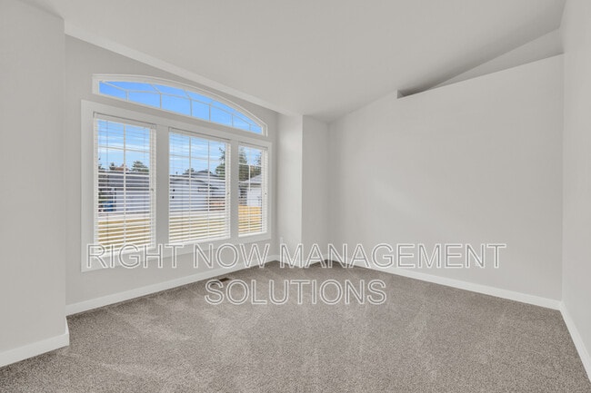 Photo - 5651 S Nasturtium Pl