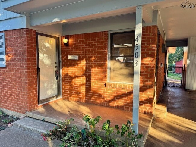 Photo - 4503 McCrory Ave