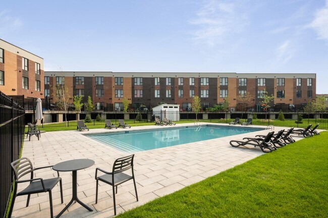 Photo - Vida LaSalle - Condo apartments