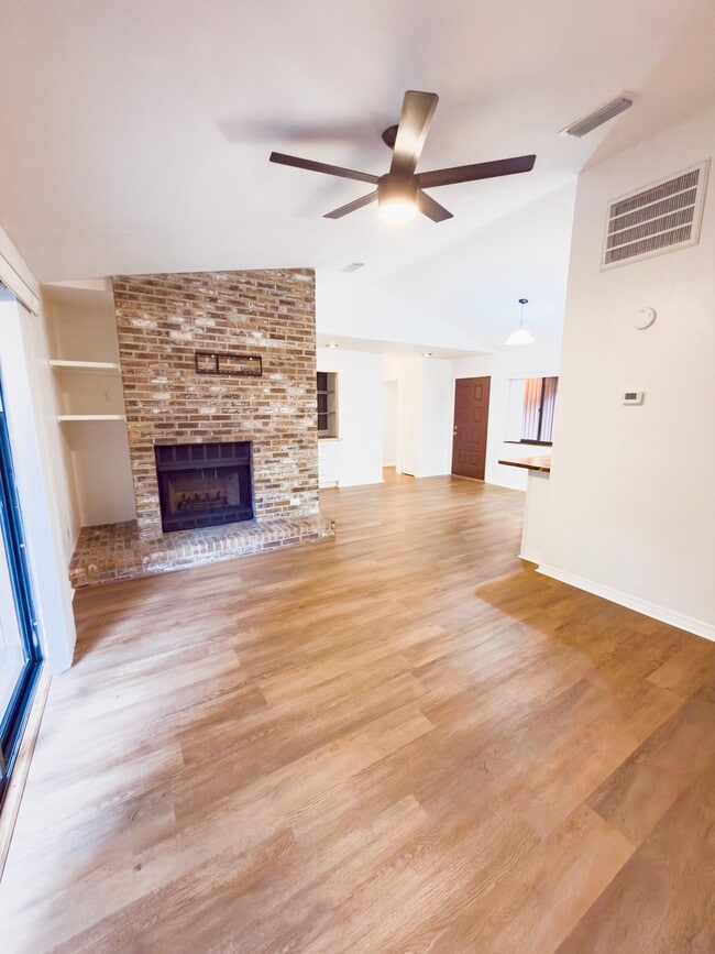 Photo - 1815 NW 41st Ave
