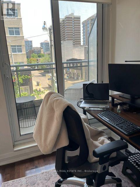 Photo - 1430 Yonge St Unit 203