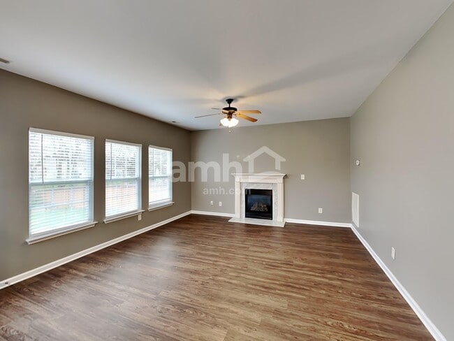 Photo - 1107 Stafford Dr