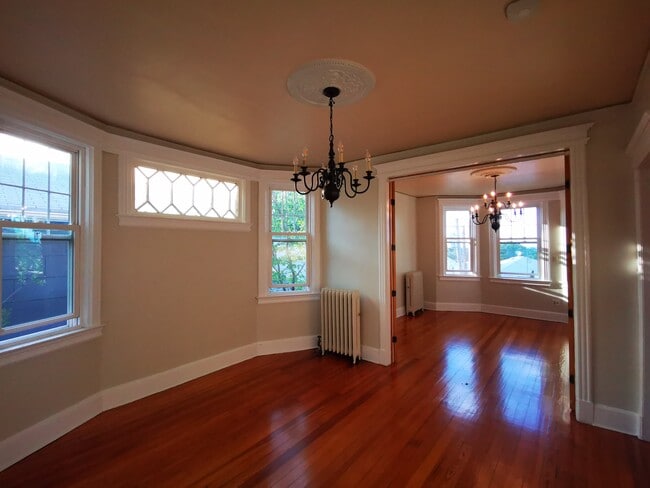 Photo - 348 Castleton Ave Unit 1