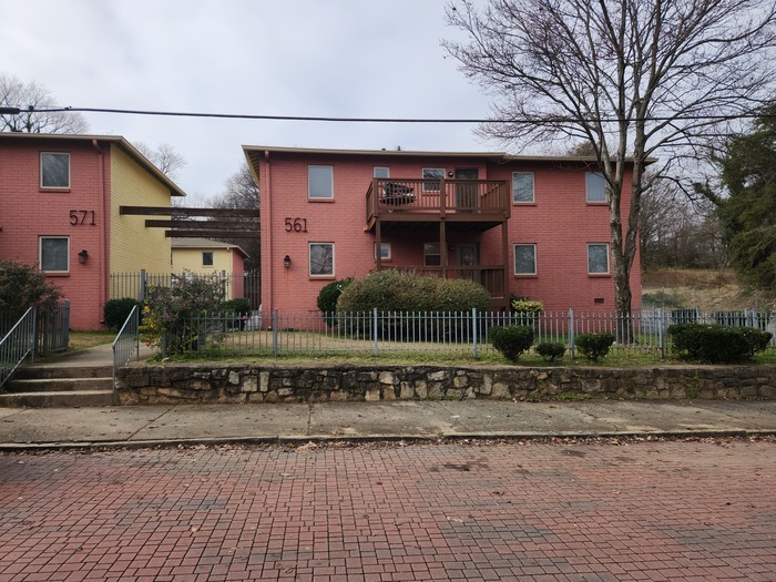 2 Bedroom Condo Minutes from Downtown and ... - 2 Bedroom Condo Minutes from Downtown and ...